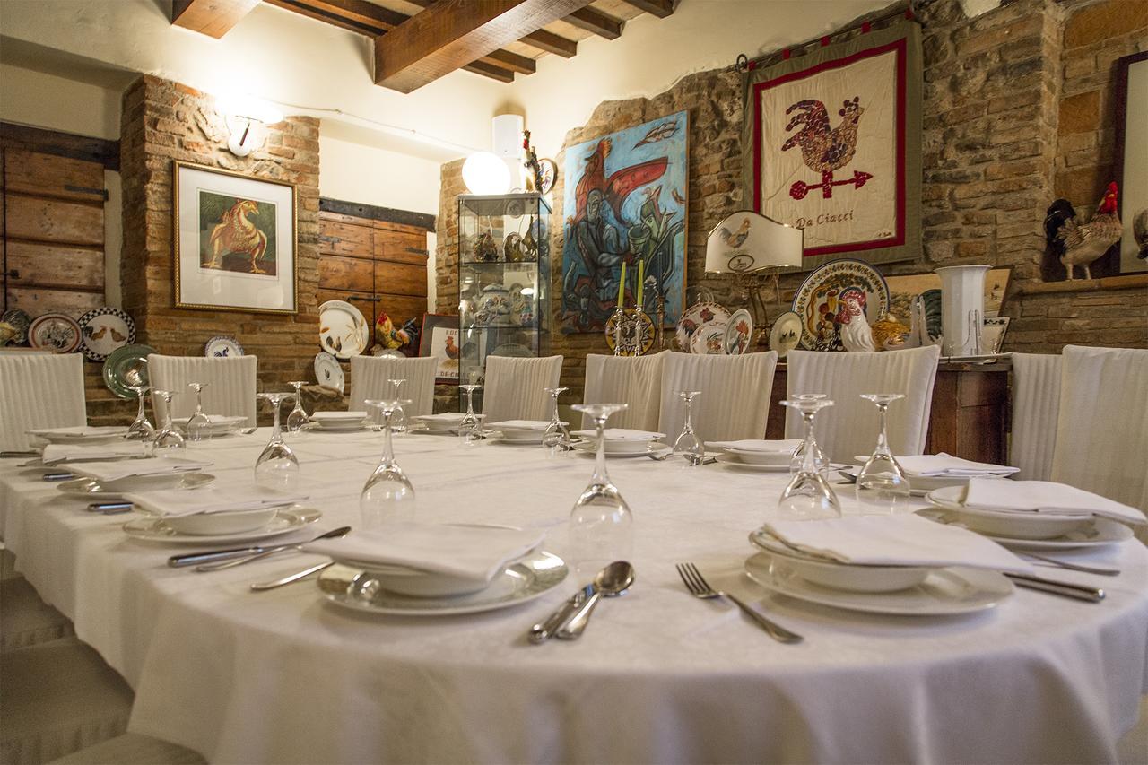 Petriano Locanda Da Ciacci מראה חיצוני תמונה