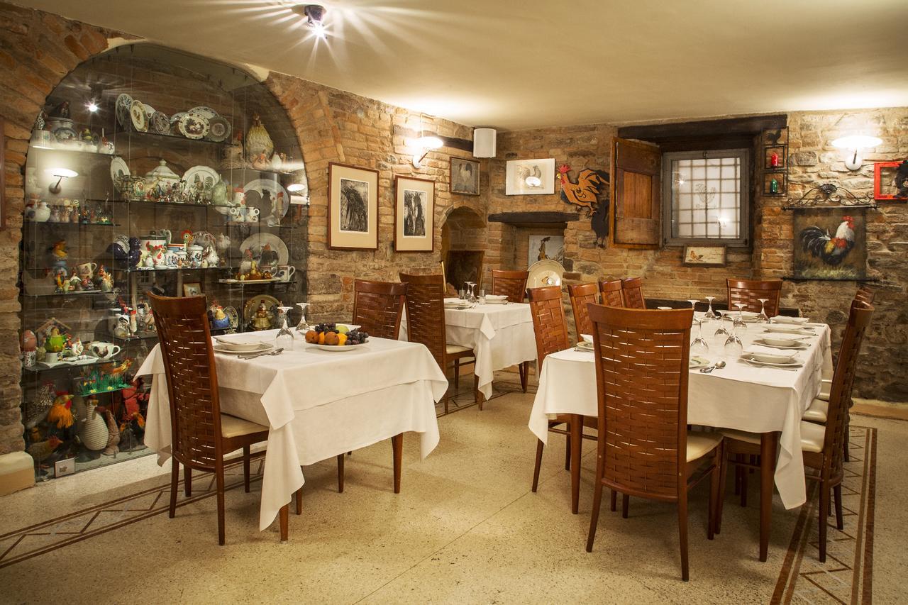 Petriano Locanda Da Ciacci מראה חיצוני תמונה