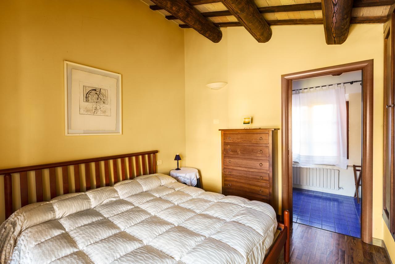 Petriano Locanda Da Ciacci מראה חיצוני תמונה