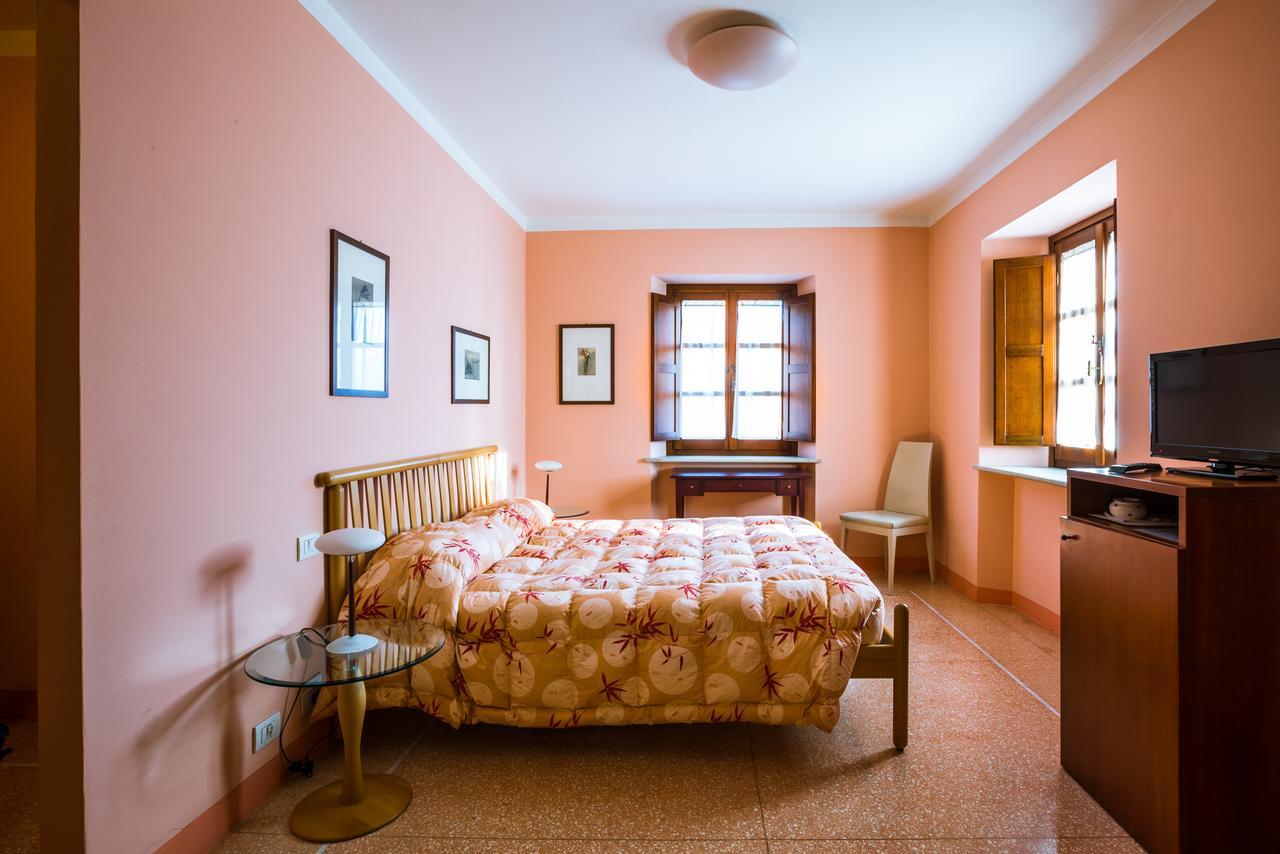 Petriano Locanda Da Ciacci מראה חיצוני תמונה